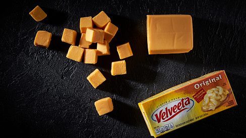 velveeta-cheese-in-a-grocery-store